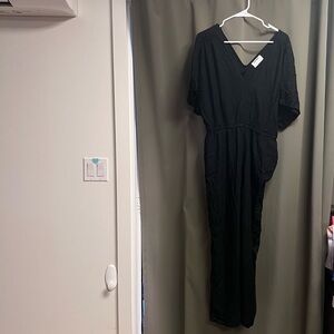 OLD NAVY Black V-Neck Women’s Jumpsuit Dress Size L